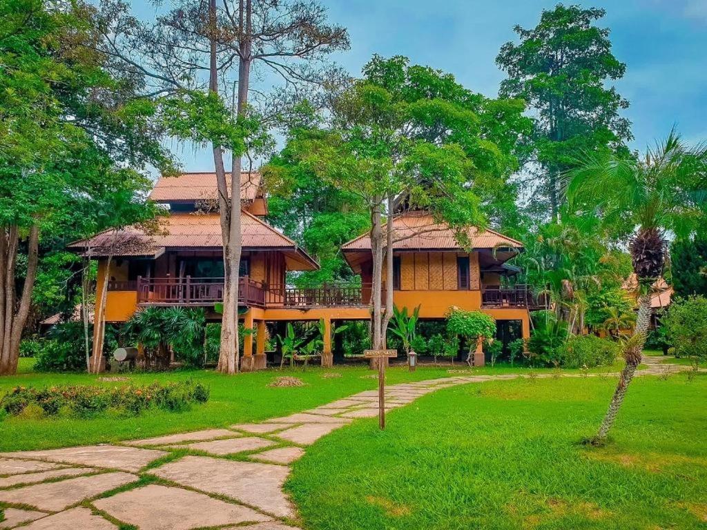 Pai Hotsprings Spa Resort Экстерьер фото