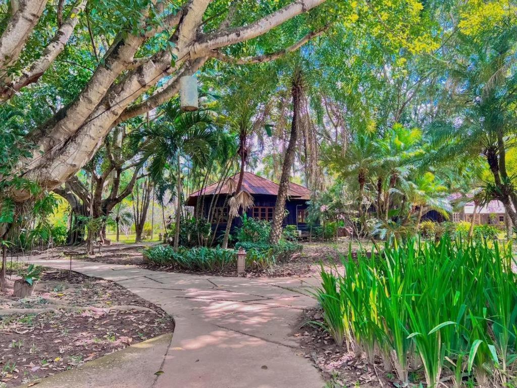 Pai Hotsprings Spa Resort Экстерьер фото