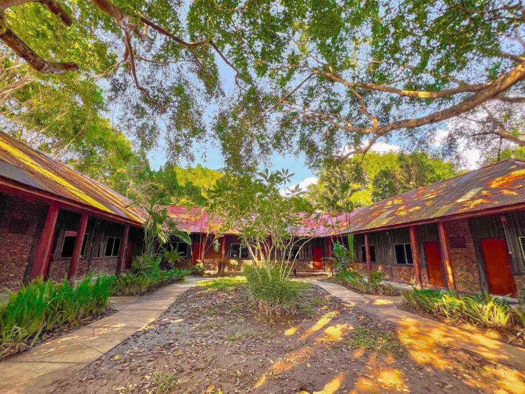 Pai Hotsprings Spa Resort Экстерьер фото