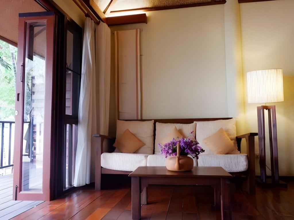 Pai Hotsprings Spa Resort Экстерьер фото